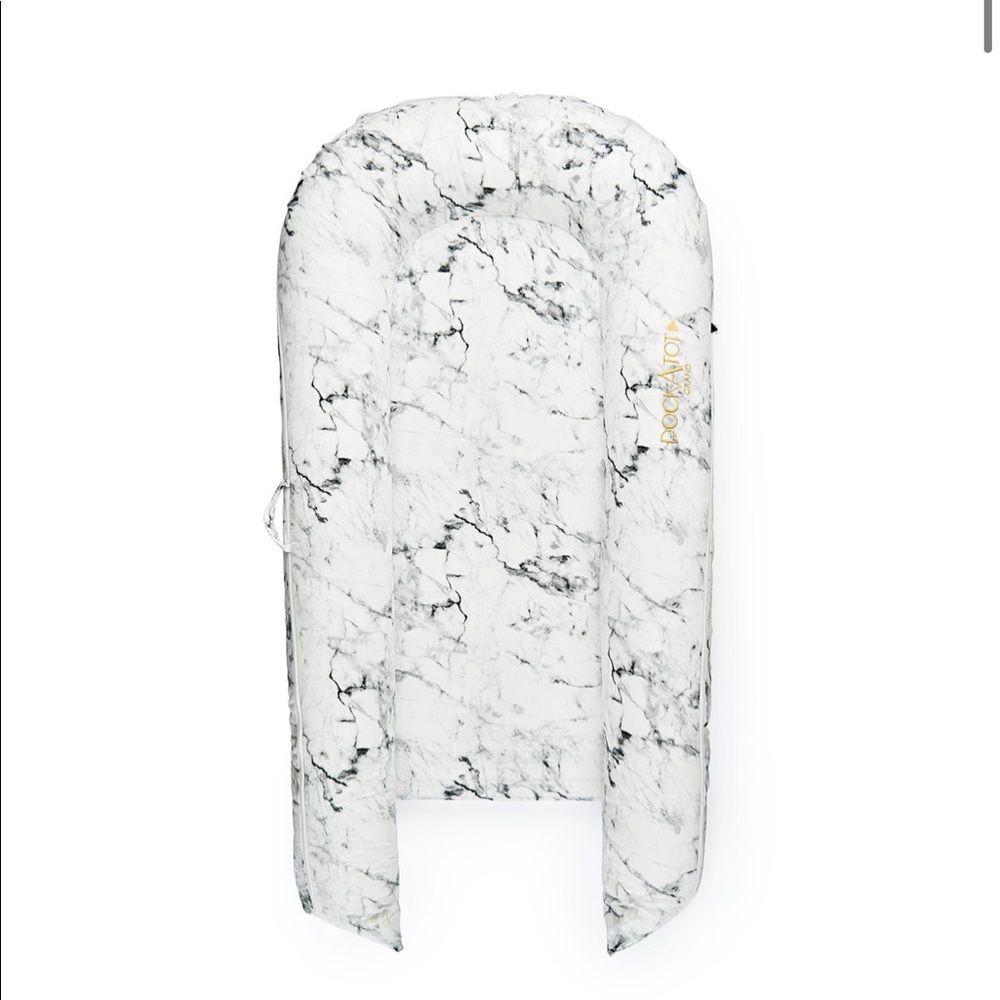 Dock A Tot Grand Carrara Marble